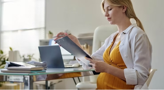 代孕对谁有帮助?了解代孕法律至关重要